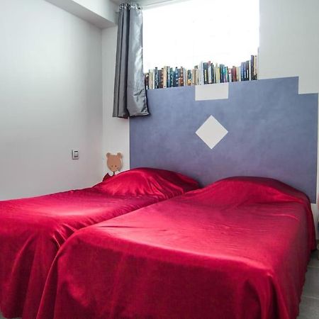 Appartement Avec Jardin Interieur 4 Pers Centre Ville Nemours Exterior foto